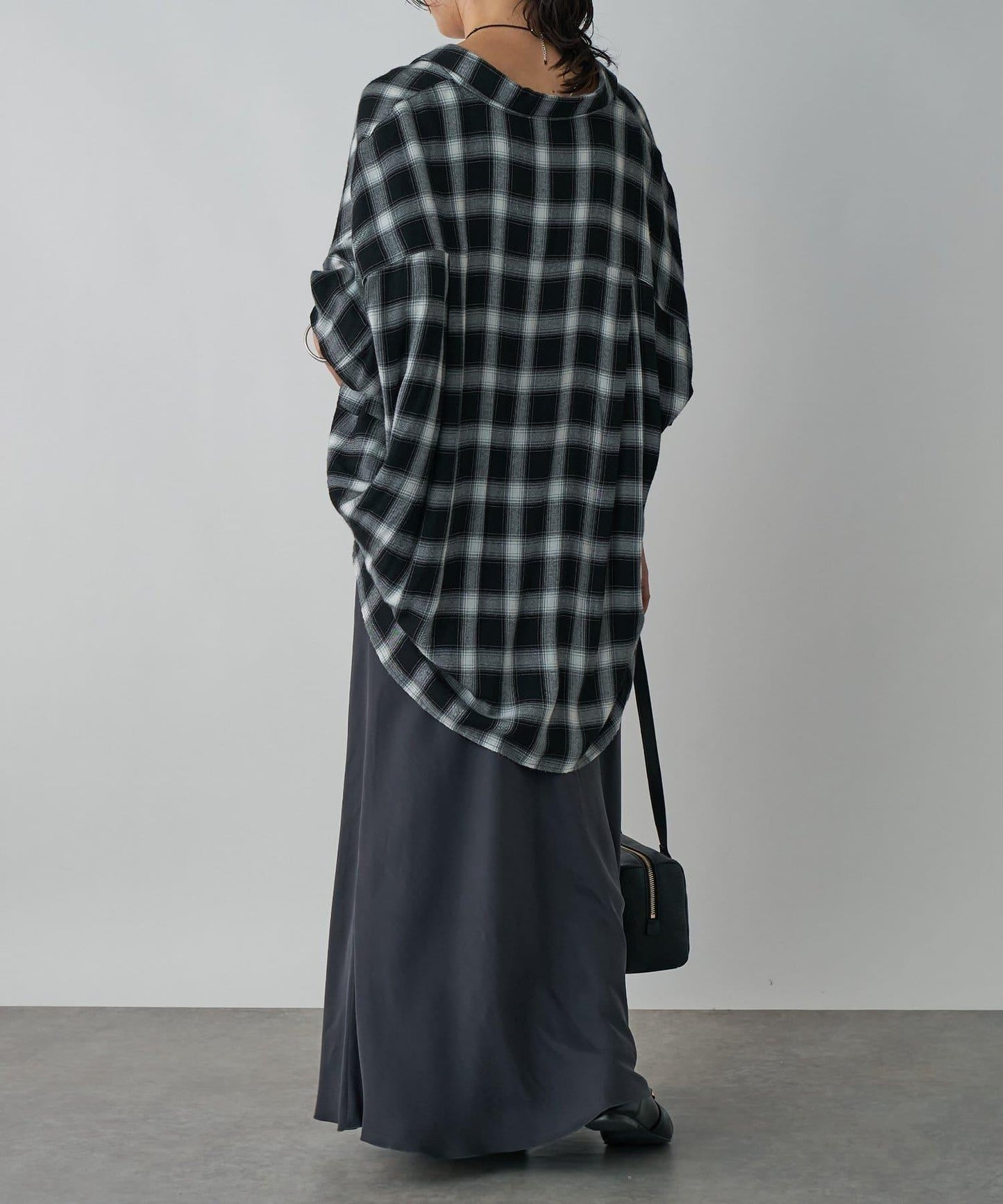 【優雅垂感】醋酸混紡斜裁半身裙