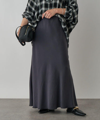 【優雅垂感】醋酸混紡斜裁半身裙
