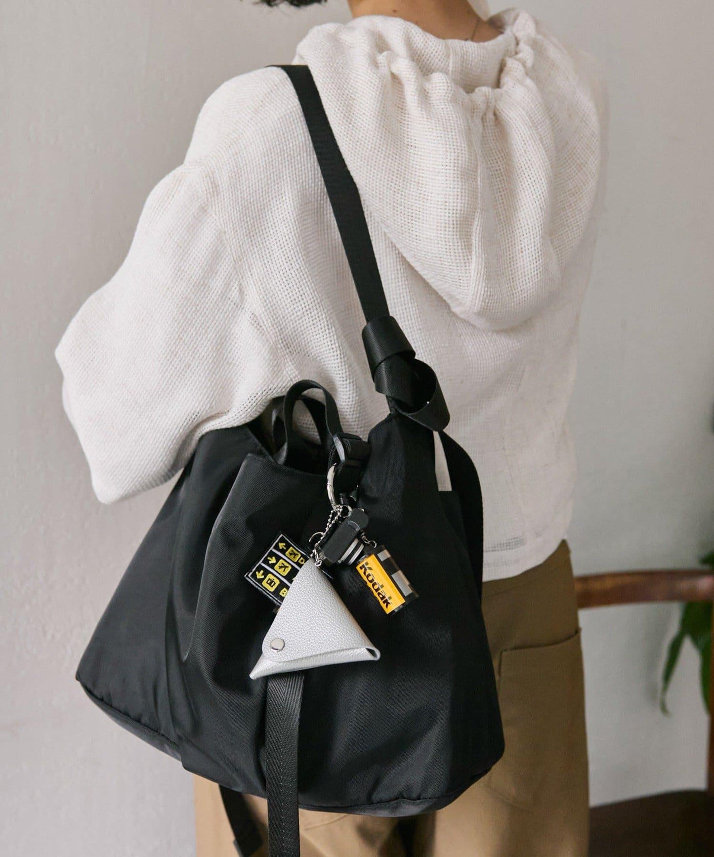 《インフルエンサーouchi企畫》可調節橫款托特包