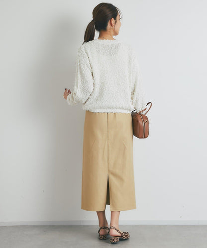 適合打造輕盈造型的亮片薄紗帶紗線金色紐扣開衫