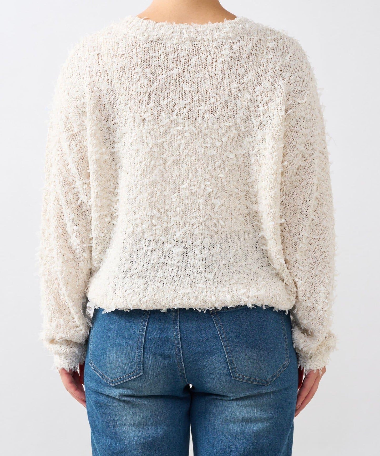 適合打造輕盈造型的亮片薄紗帶紗線金色紐扣開衫