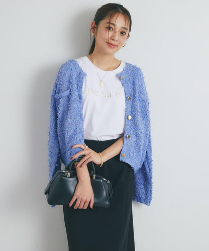 適合打造輕盈造型的亮片薄紗帶紗線金色紐扣開衫