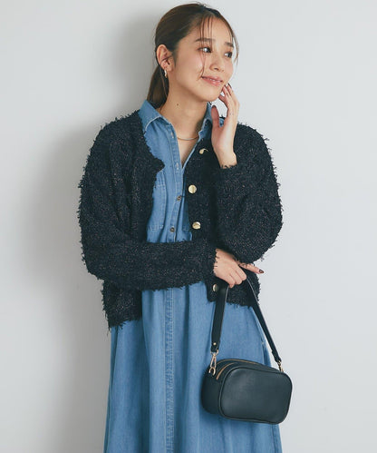 適合打造輕盈造型的亮片薄紗帶紗線金色紐扣開衫