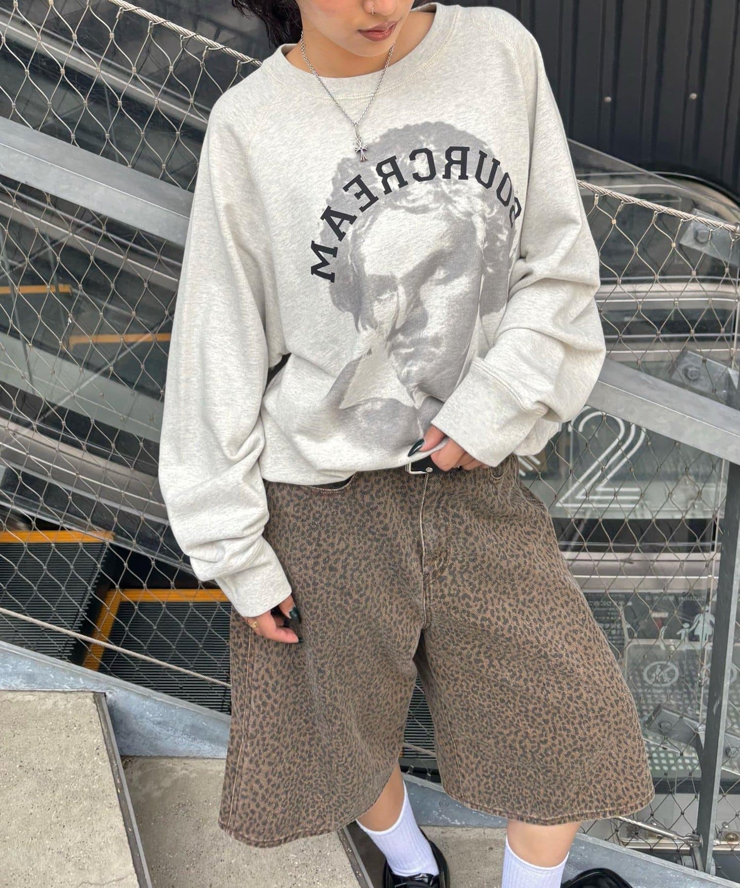 【AW】Sourcream 偉人印花衛衣