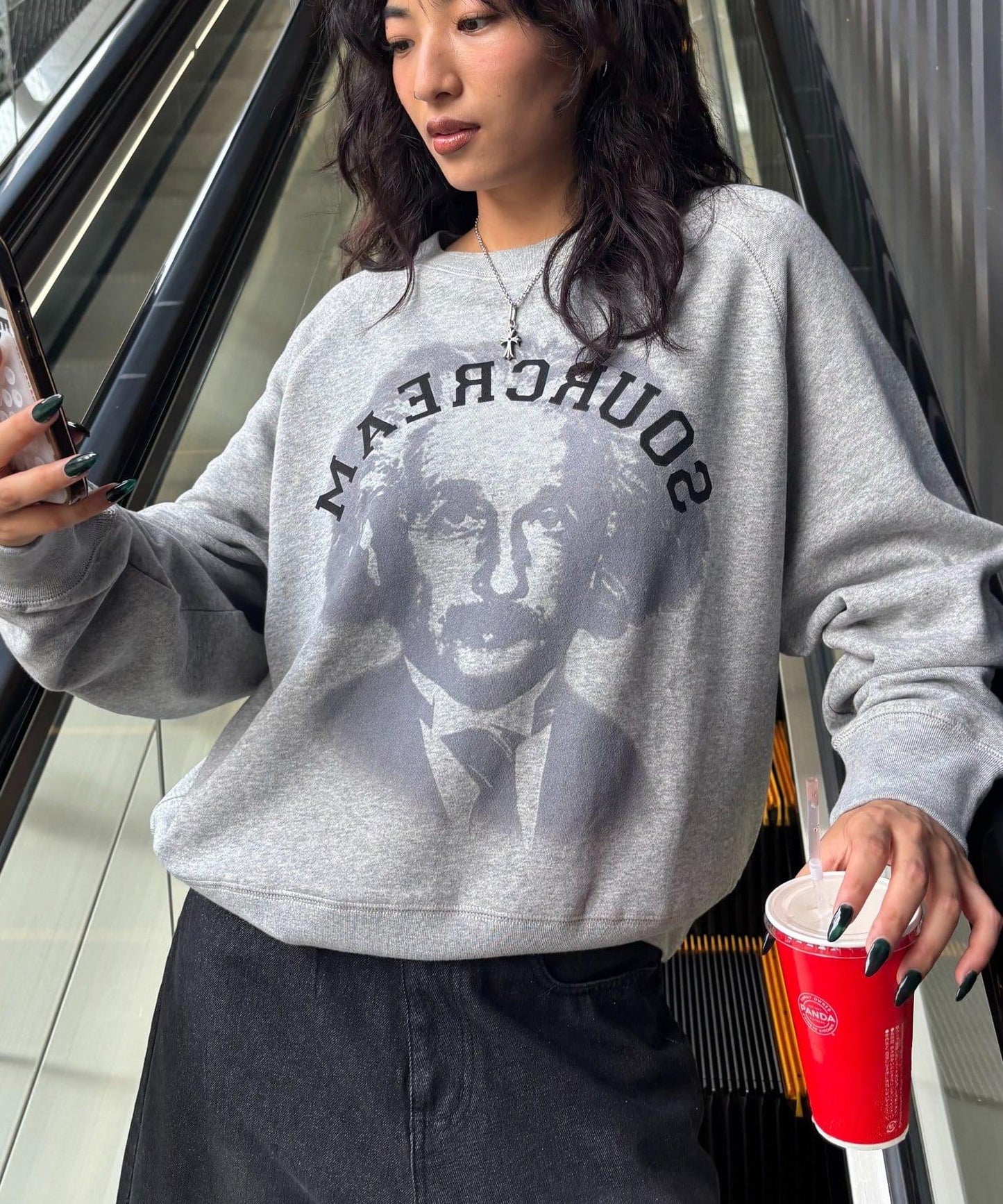 【AW】Sourcream 偉人印花衛衣