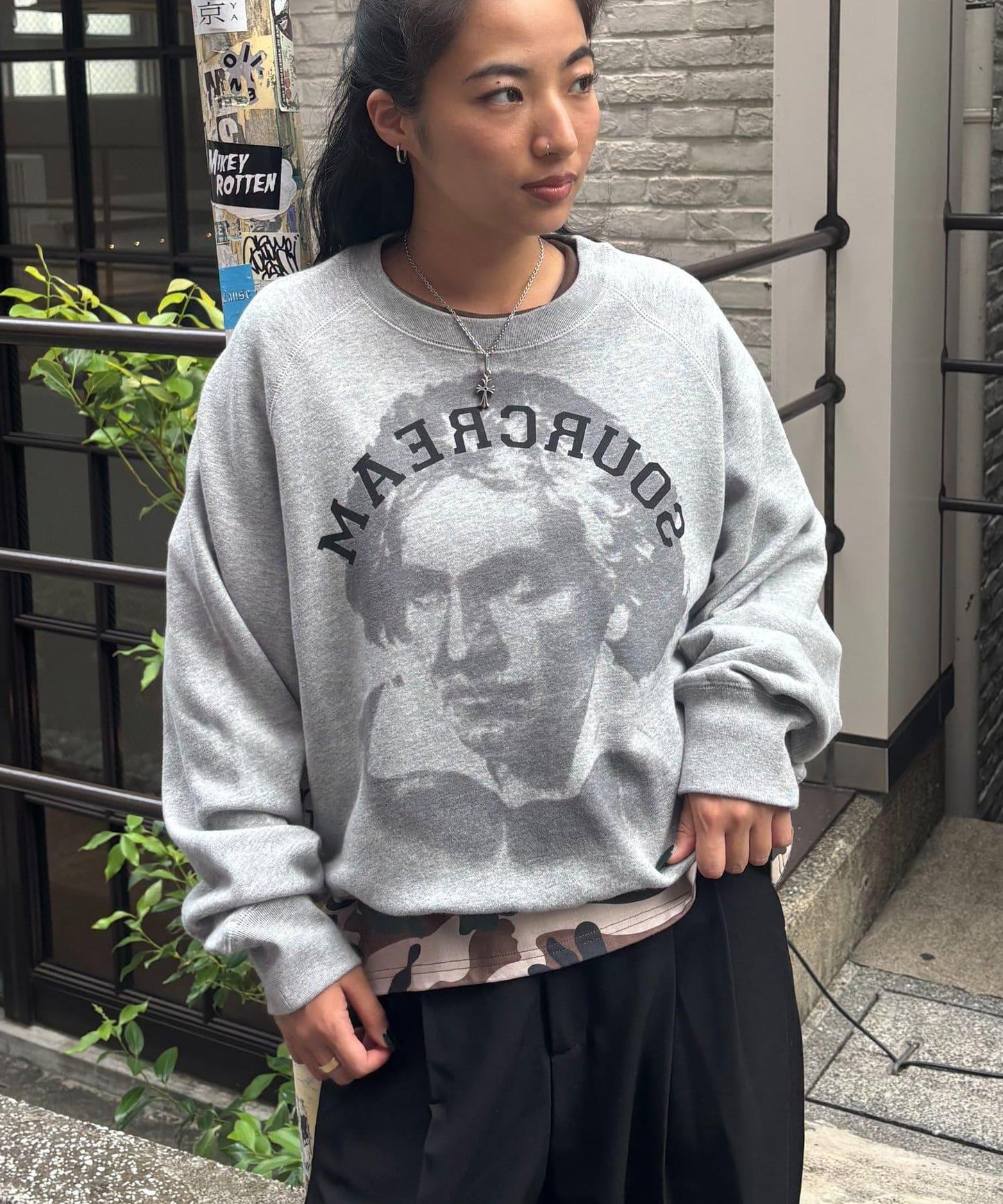 【AW】Sourcream 偉人印花衛衣