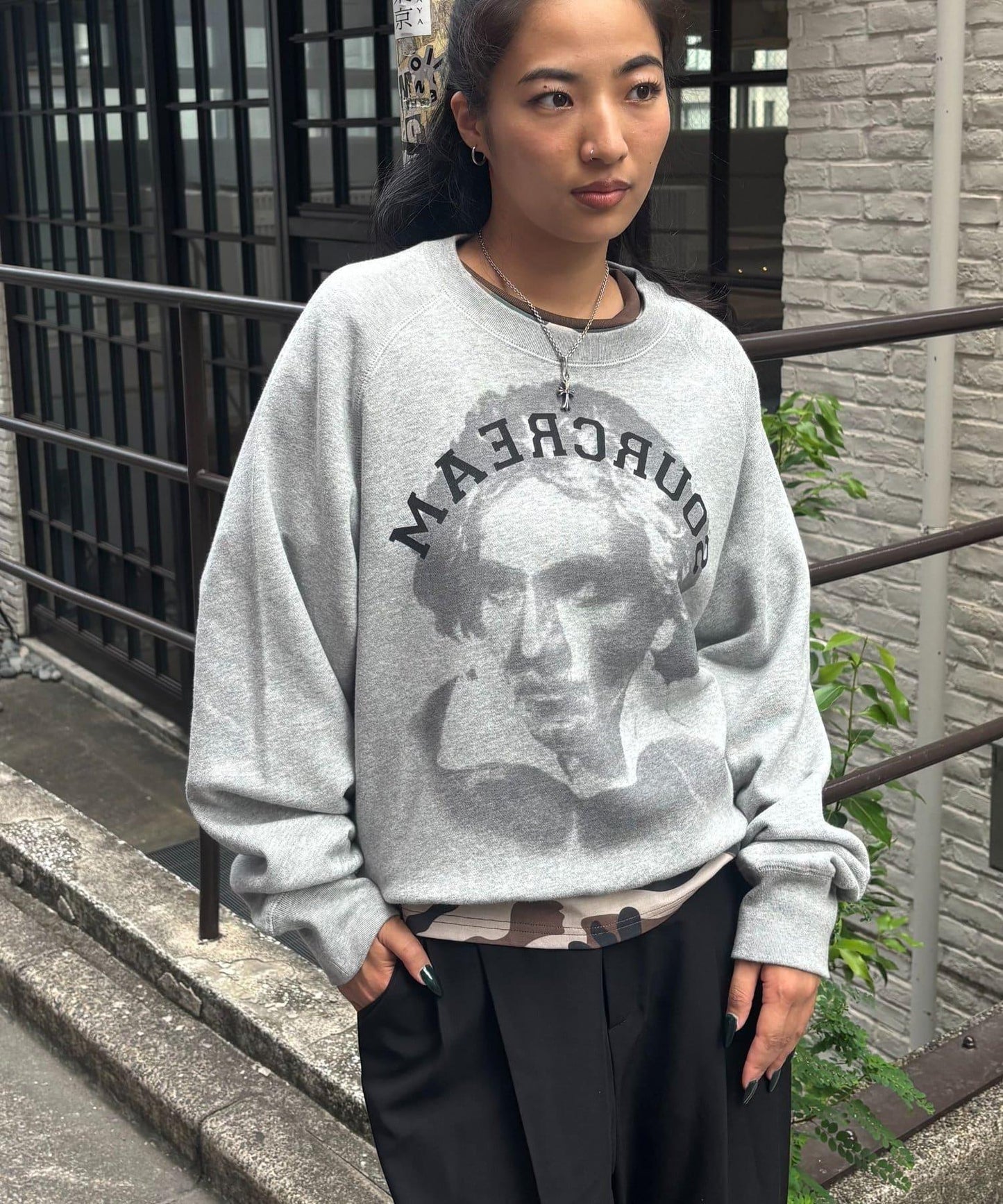 【AW】Sourcream 偉人印花衛衣