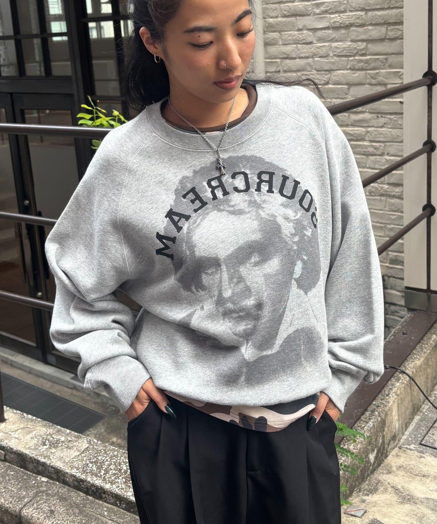 【AW】Sourcream 偉人印花衛衣