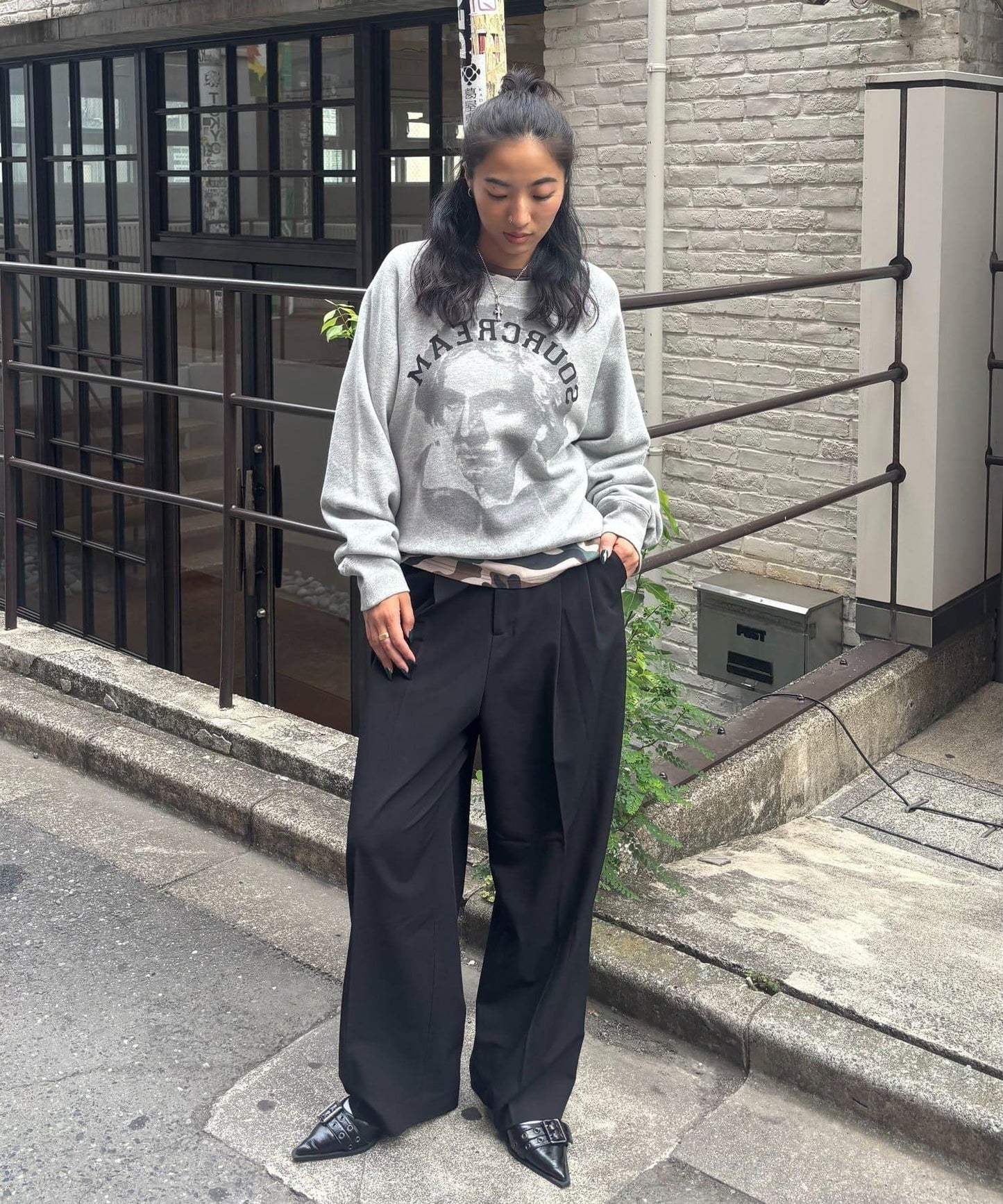 【AW】Sourcream 偉人印花衛衣