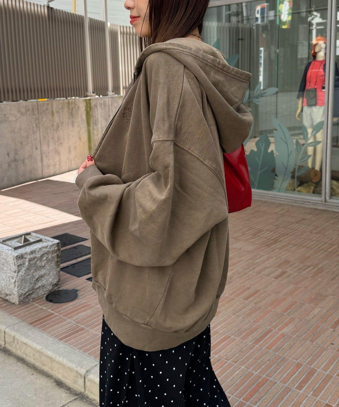 水洗刺繡雙拉鍊連帽衛衣