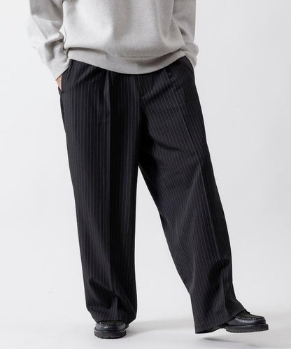 寬鬆直筒一褶西裝長褲