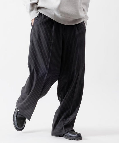 寬鬆直筒一褶西裝長褲