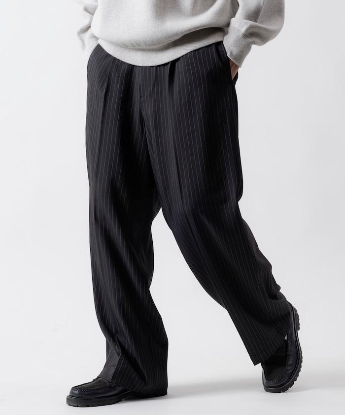 寬鬆直筒一褶西裝長褲