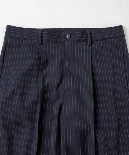 寬鬆直筒一褶西裝長褲