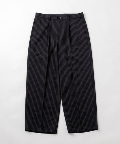 寬鬆直筒一褶西裝長褲