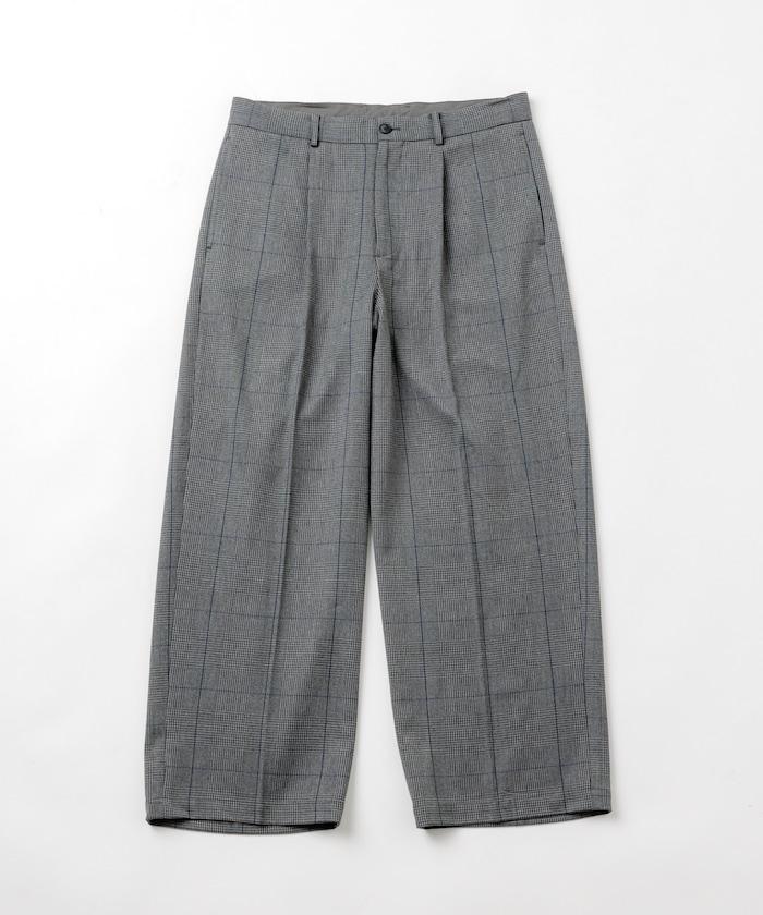 寬鬆直筒一褶西裝長褲