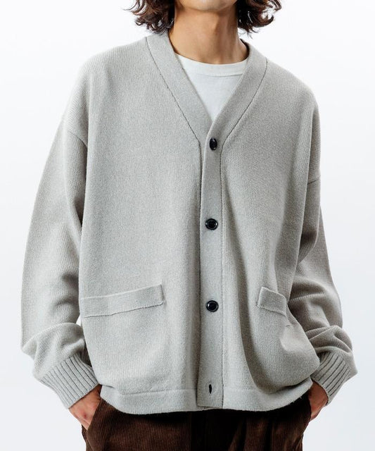 寬鬆版型 易打理 可水洗 V領開衫