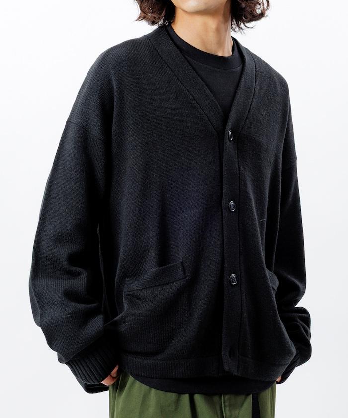 寬鬆版型 易打理 可水洗 V領開衫