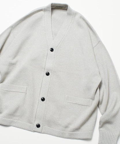 寬鬆版型 易打理 可水洗 V領開衫