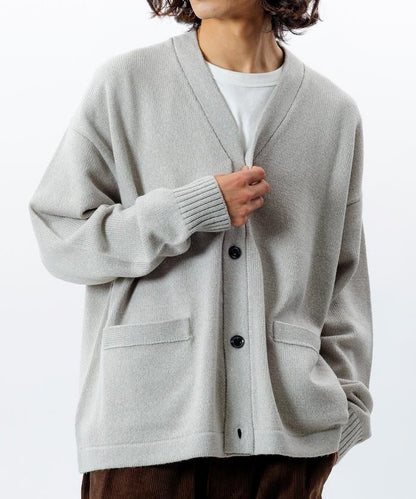 寬鬆版型 易打理 可水洗 V領開衫