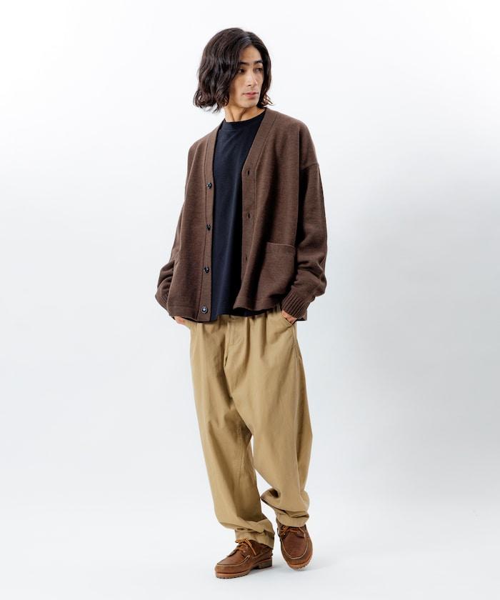 寬鬆版型 易打理 可水洗 V領開衫