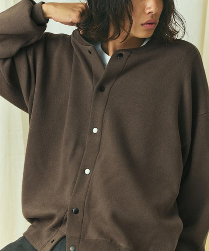 寬鬆版型 休閒風針織衛衣風圓領按扣開衫
