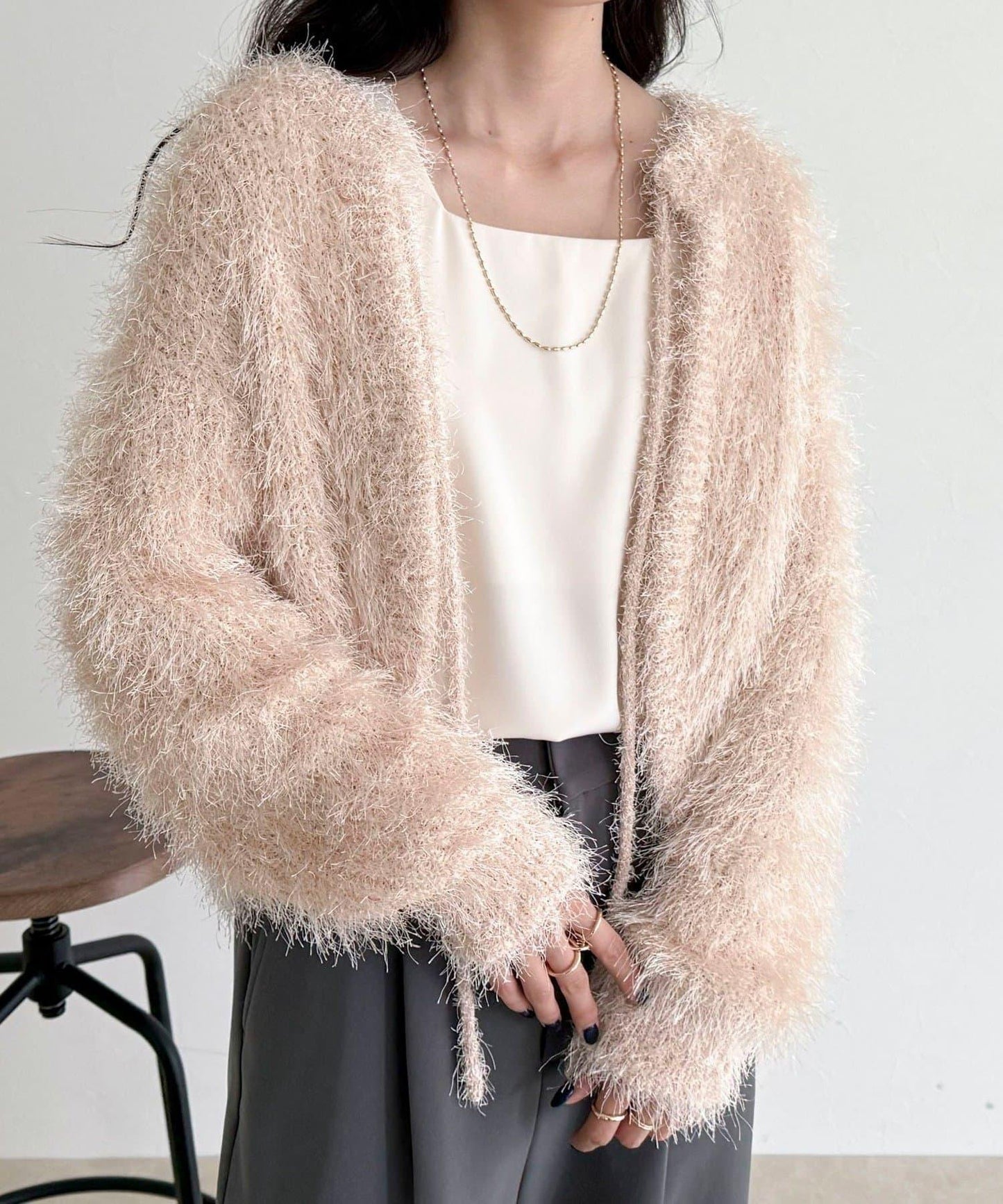 聚酯羽毛針織短外套