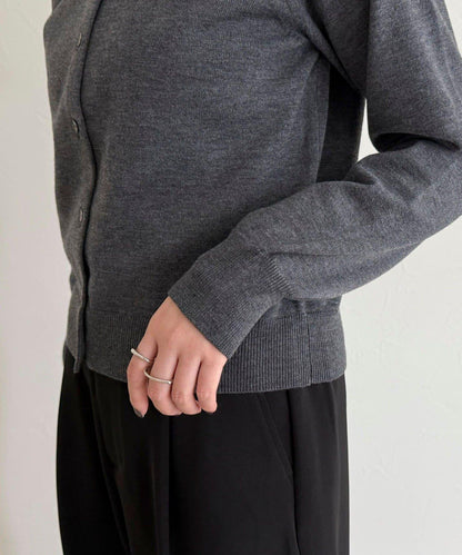 FR刺繡基礎款開衫