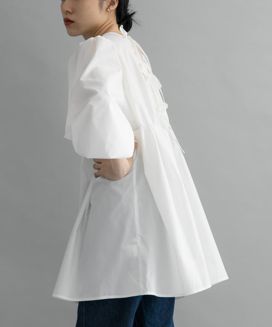 後背蝴蝶結長款上衣