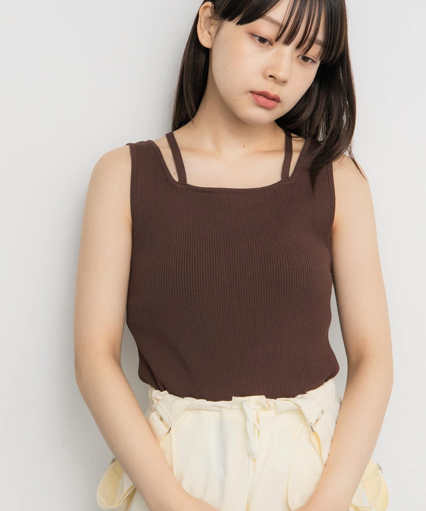 背部交叉針織背心