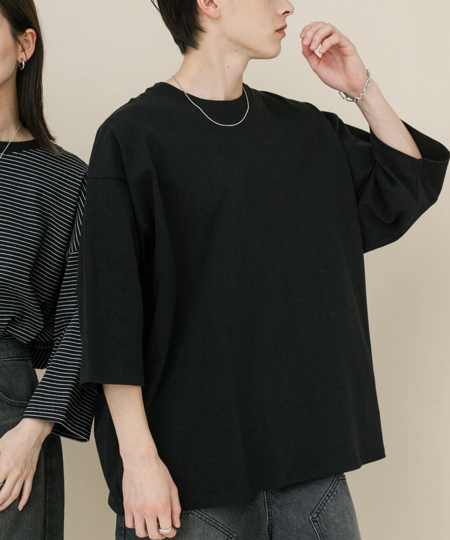 中性款超寬鬆拼色T恤