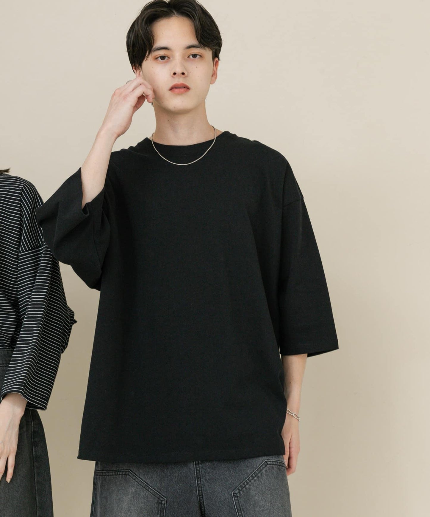 中性款超寬鬆拼色T恤