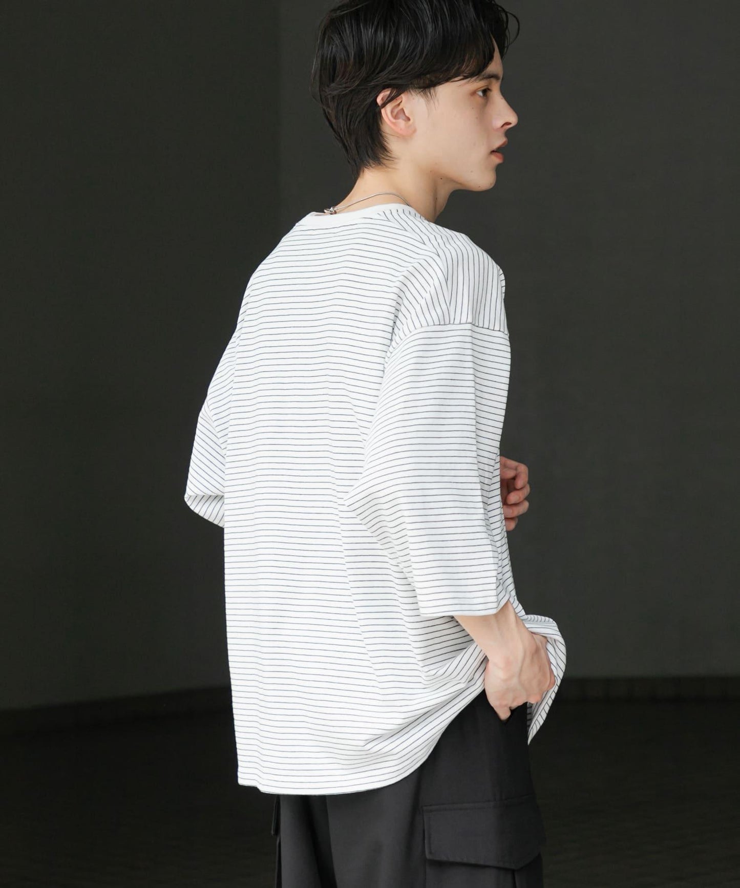 中性款超寬鬆拼色T恤