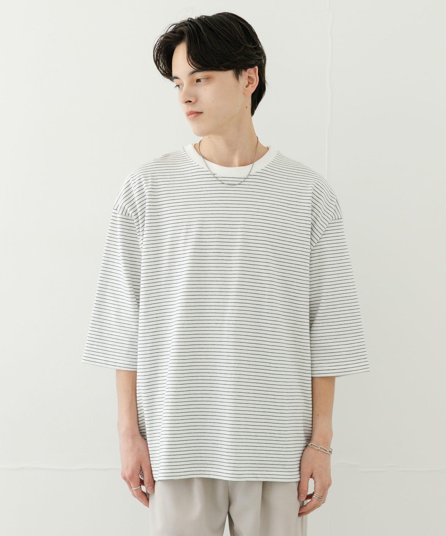 中性款超寬鬆拼色T恤