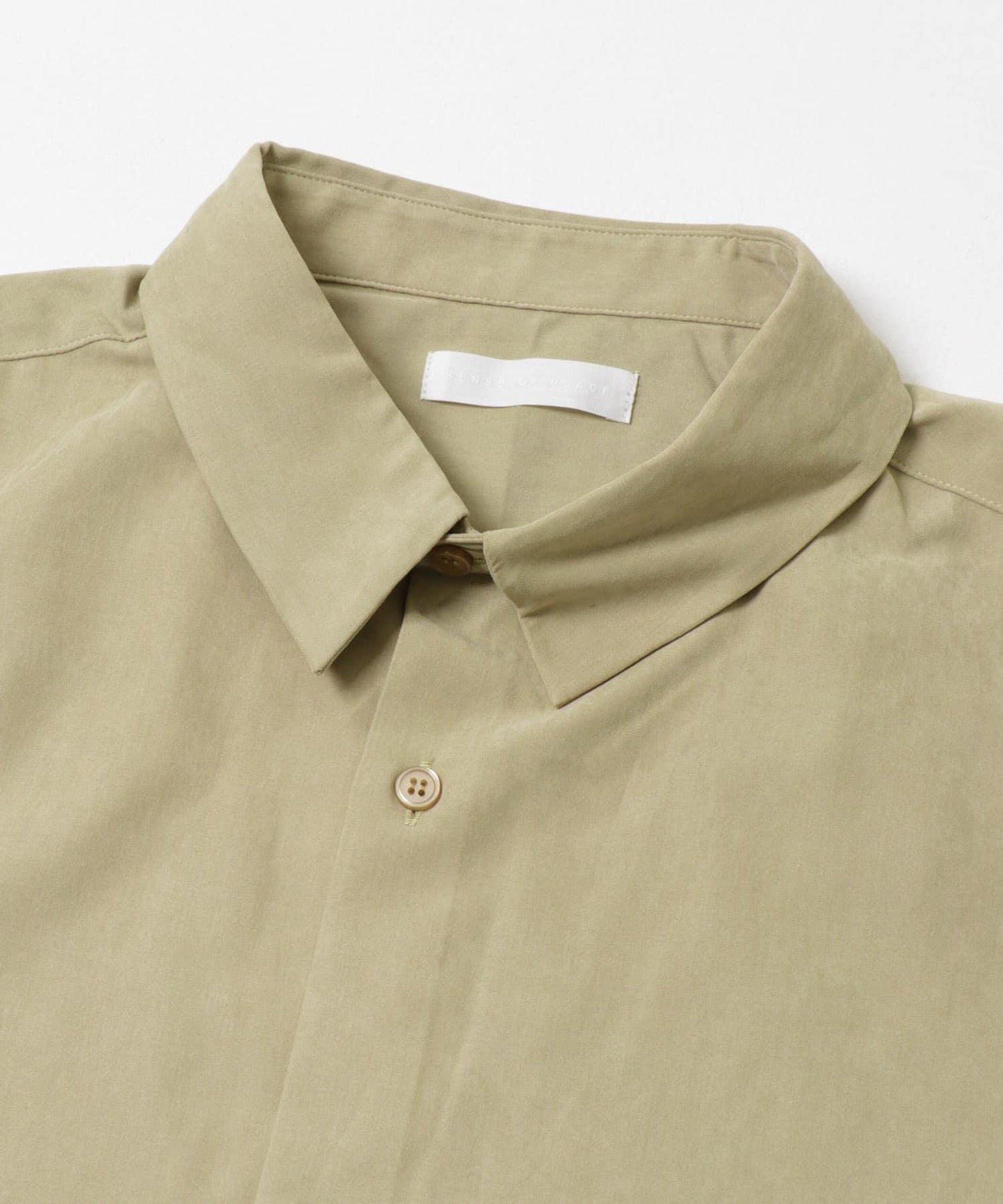 超寬鬆桃色緞面短袖襯衫