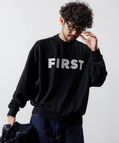 正面印花圓領衛衣 FIRST / 寬鬆版型