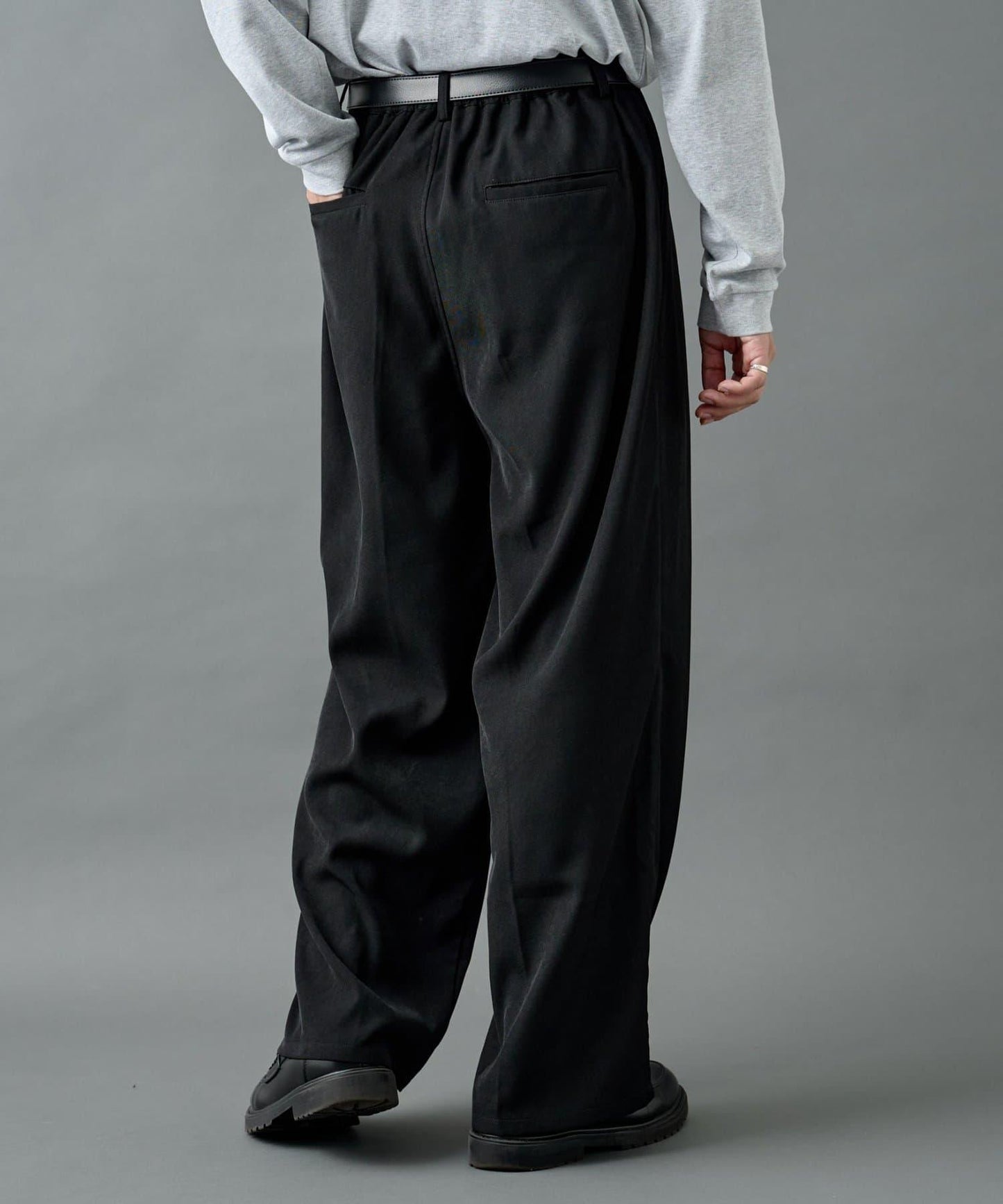 【AW】交叉褶皺寬鬆西裝褲