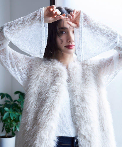 蕾絲喇叭袖套頭衫