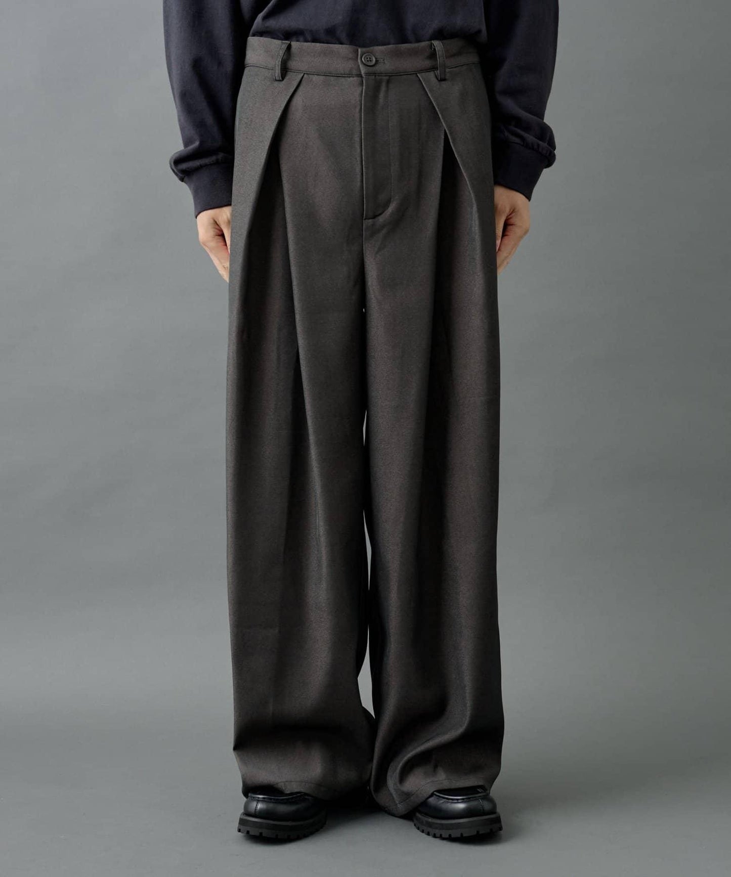 【AW】交叉褶皺寬鬆西裝褲