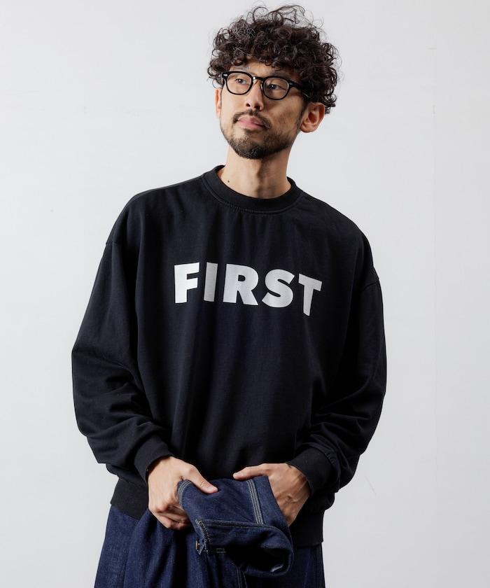 正面印花圓領衛衣 FIRST / 寬鬆版型