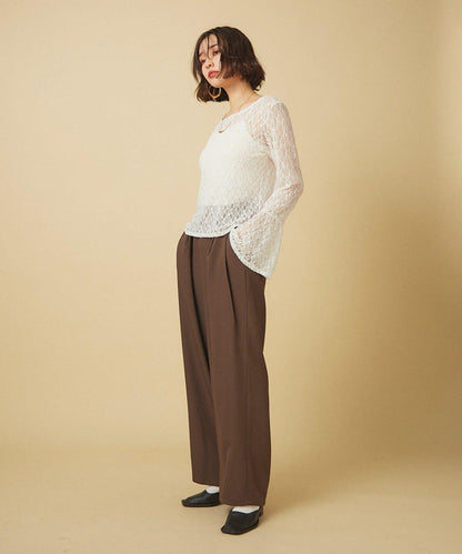 蕾絲喇叭袖套頭衫