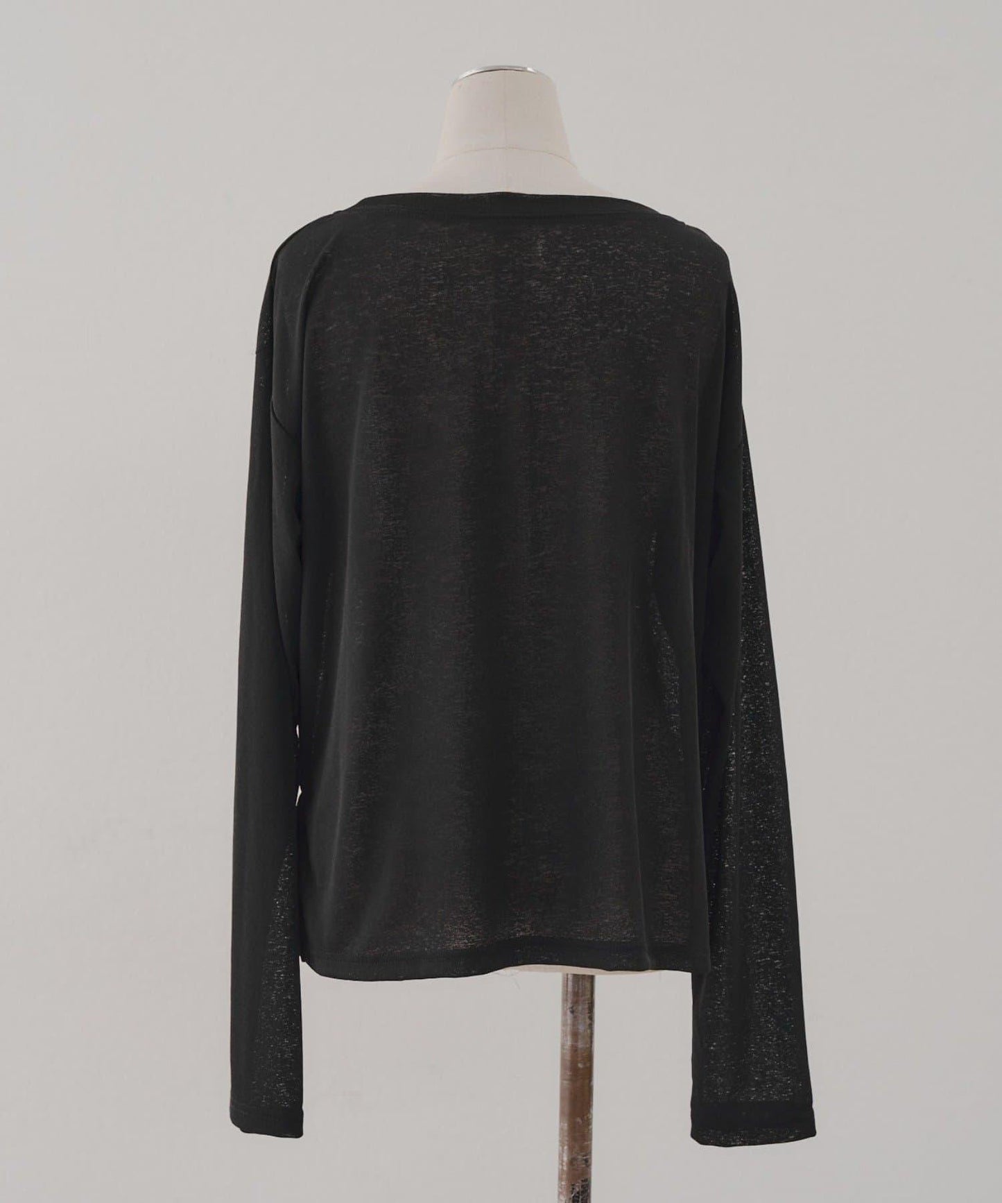 也適合疊穿！透視長袖T恤