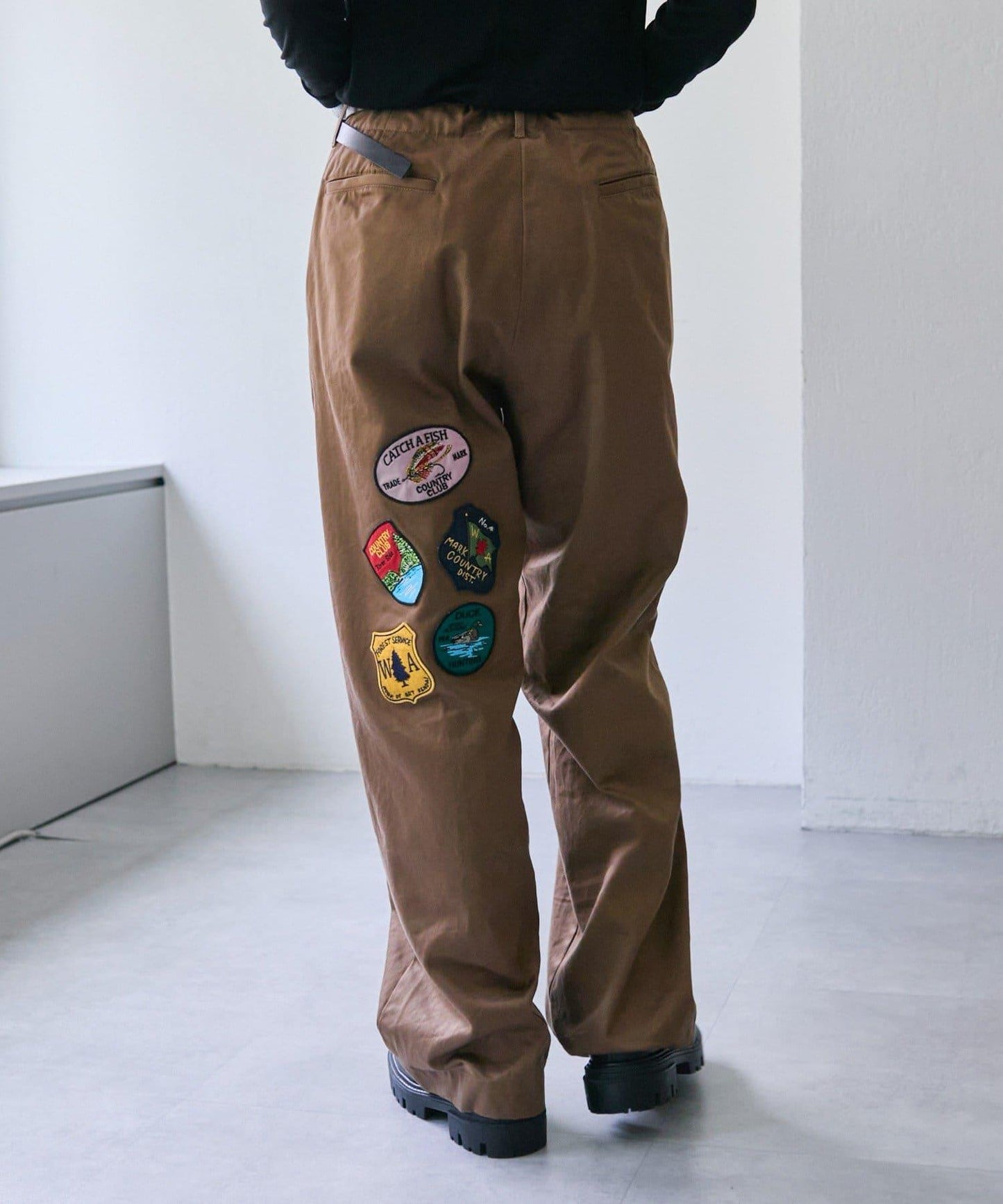 【Work of art Kendai×SUM1 STYLE】特別徽章裝飾褲