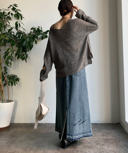 牛仔刺繡前扣半身裙