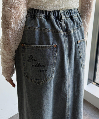 牛仔刺繡前扣半身裙