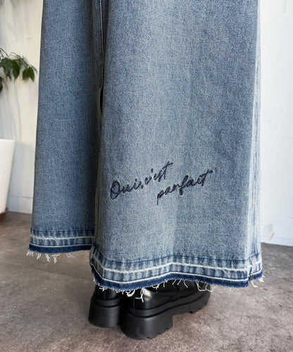 牛仔刺繡前扣半身裙