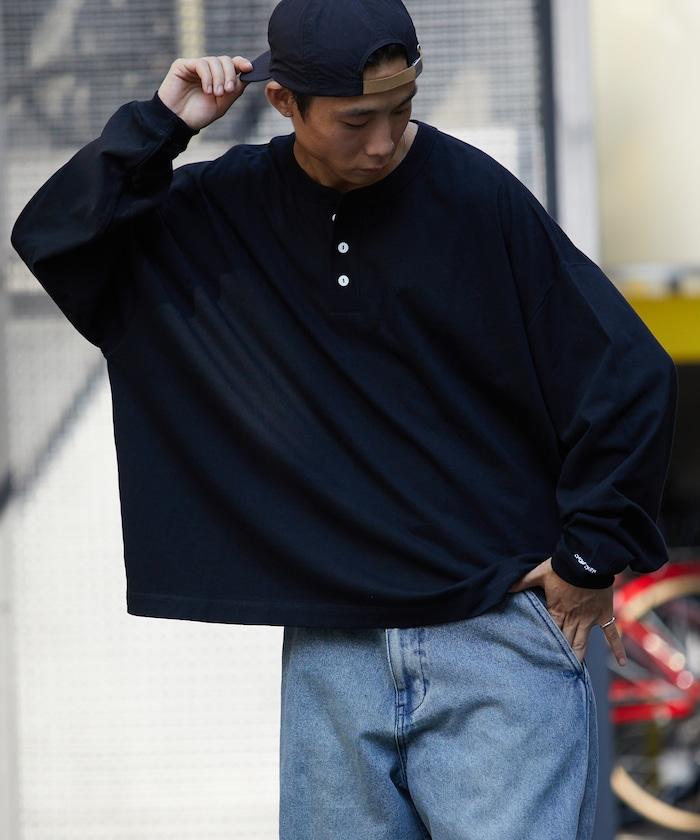 寬鬆版型 單點刺繡 亨利領 長袖T恤