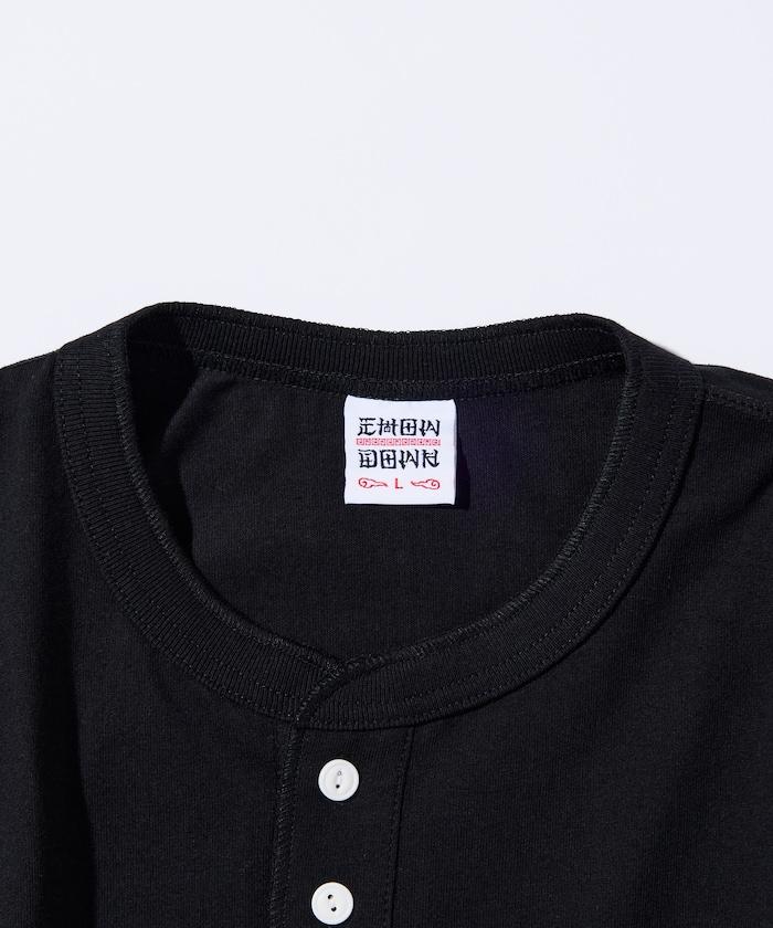 寬鬆版型 單點刺繡 亨利領 長袖T恤