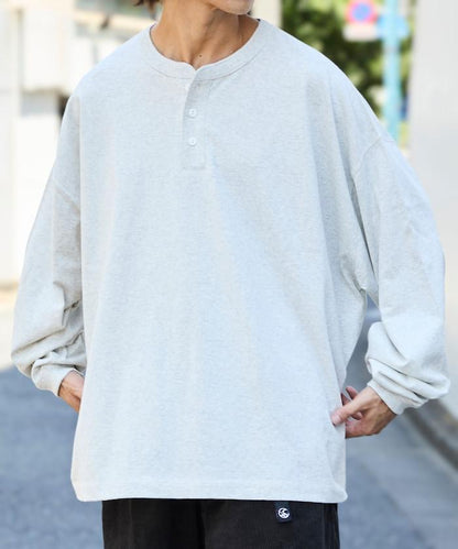 寬鬆版型 單點刺繡 亨利領 長袖T恤