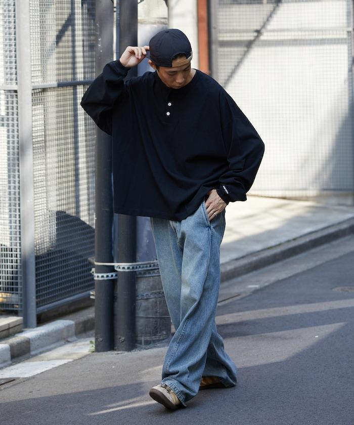 寬鬆版型 單點刺繡 亨利領 長袖T恤